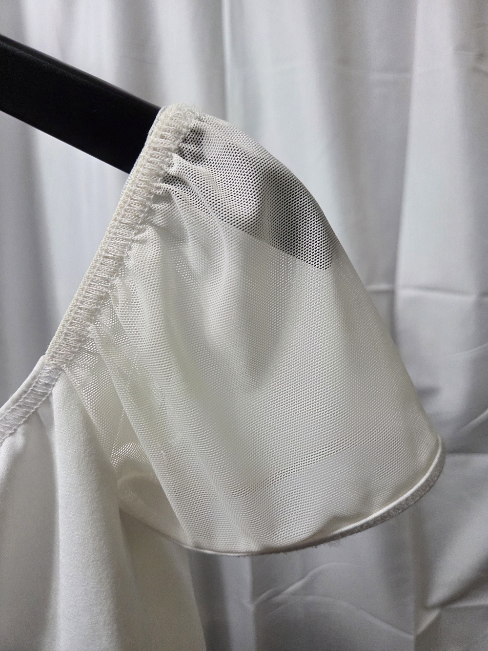 Express White Ruched Mesh Center Ruffle Milkmaid Top - M - Picture 5 of 9